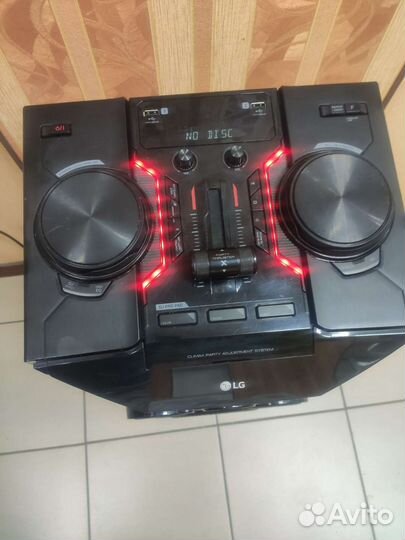 Акустические колонки LG OM 6560