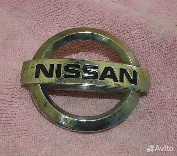 Шильдик nissan
