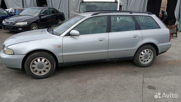 Разборка audi а4 в5 2.4 АКПП 98 авант