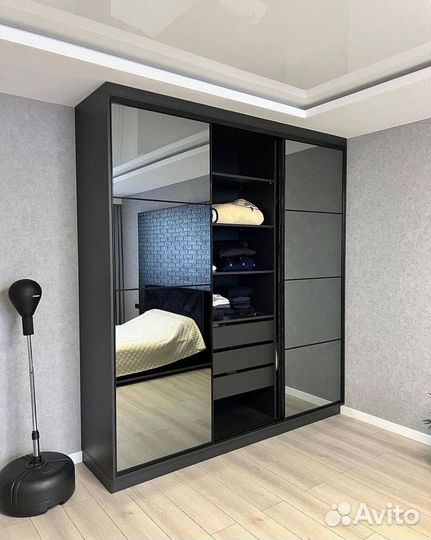 Шкаф купе для одежды