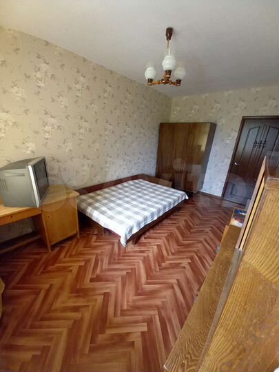 Комната 12 м² в 3-к., 6/14 эт.