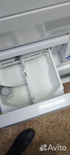 Стиральная машина indesit на 7 кг в отличном сост