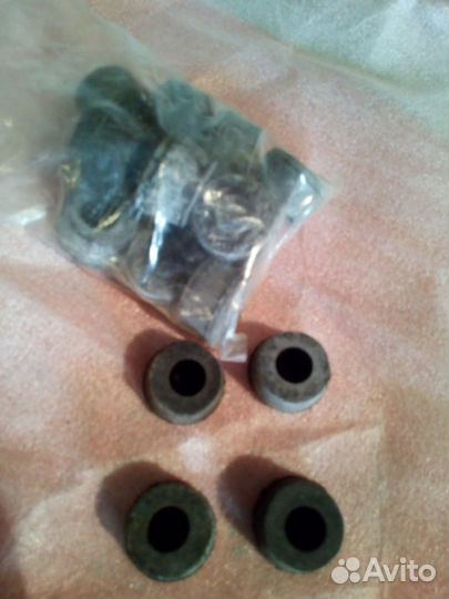 Новые втулки для амортизатора