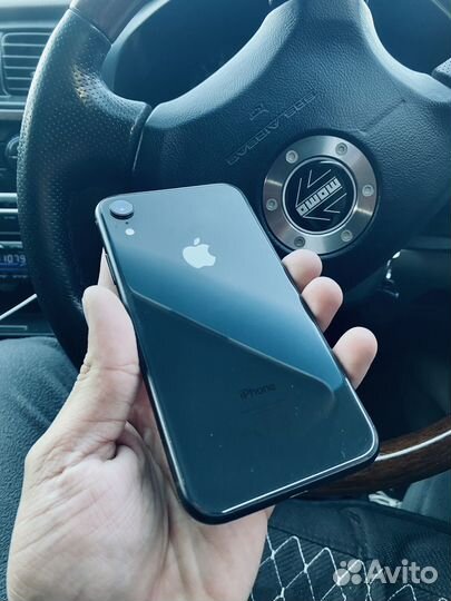 iPhone Xr, 128 ГБ