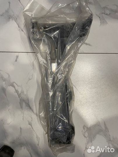 Крышка декоративная двс Coupe / Elantra 00- / Matr