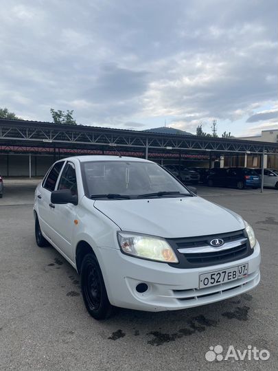 LADA Granta 1.6 МТ, 2013, 138 120 км