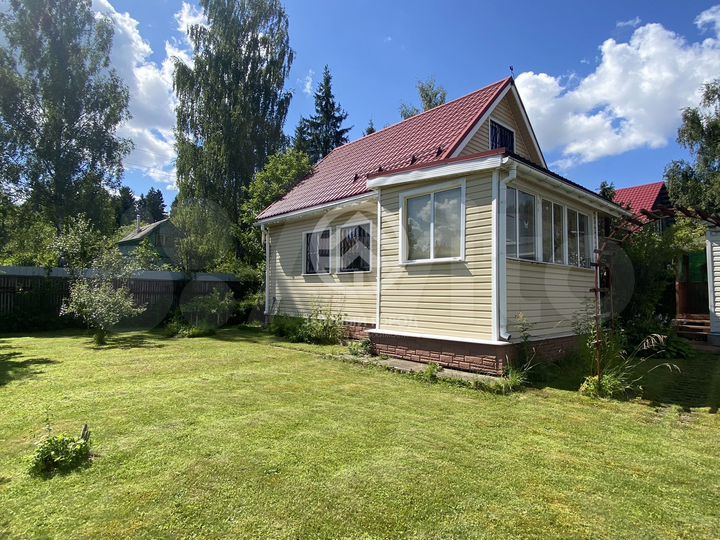 Дом 55 м² на участке 6,5 сот.