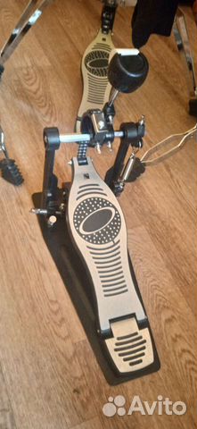 Педаль для бас барабана