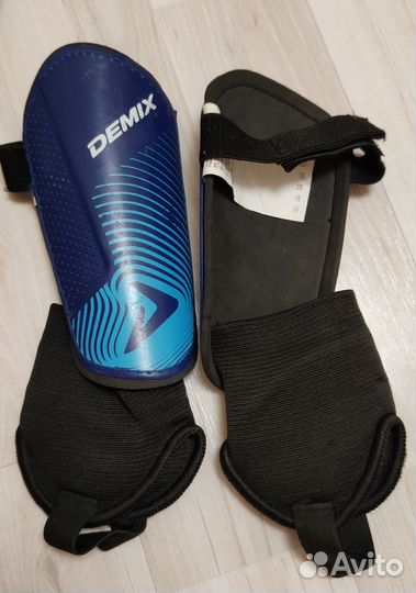 Щитки футбольные детские, р-р S