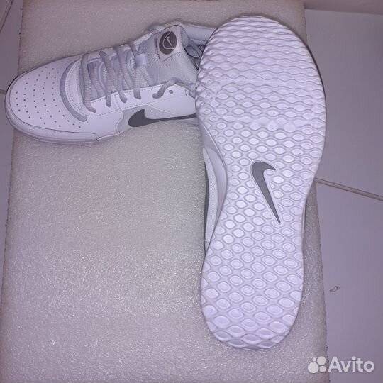 Кроссовки Nike,новые,кожа,оригинал,p40.5,Suomi