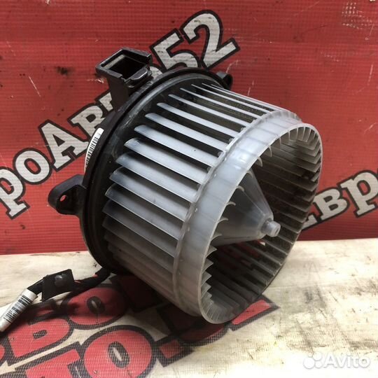 Моторчик печки Opel Astra J