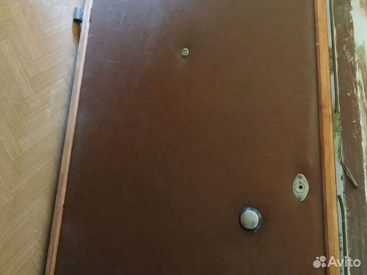 Дверь входная металлическая