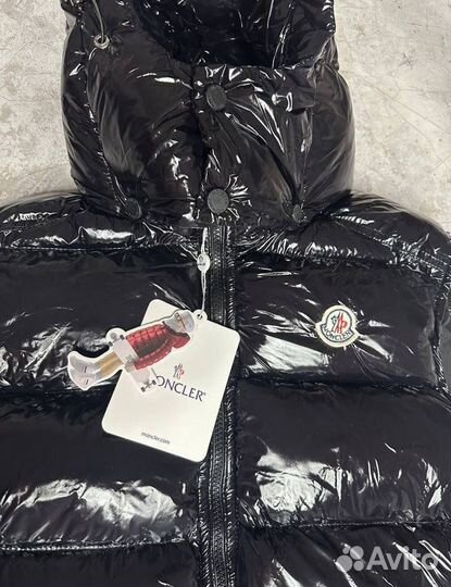 Жилетка Moncler с капюшоном