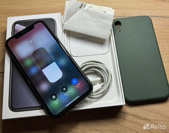 iPhone Xr, 64 ГБ