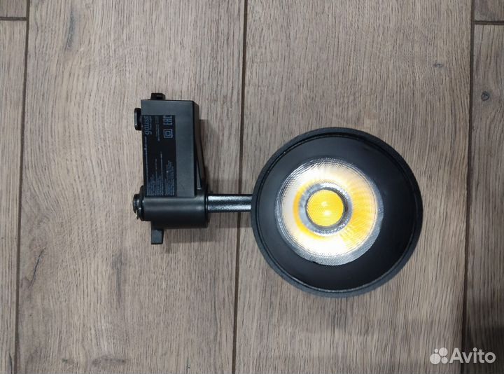 Трековый светильник Gauss