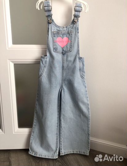 Одежда для девочки пакетом 104-110