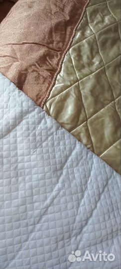 Покрывало на кровать новое