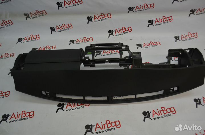 Торпедо панель приборов Nissan Patrul (старый)