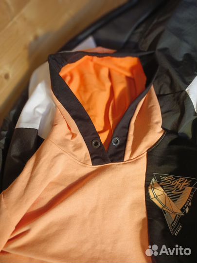 Спортивный костюм женский