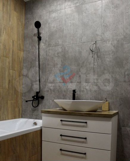 3-к. квартира, 123 м², 3/13 эт.