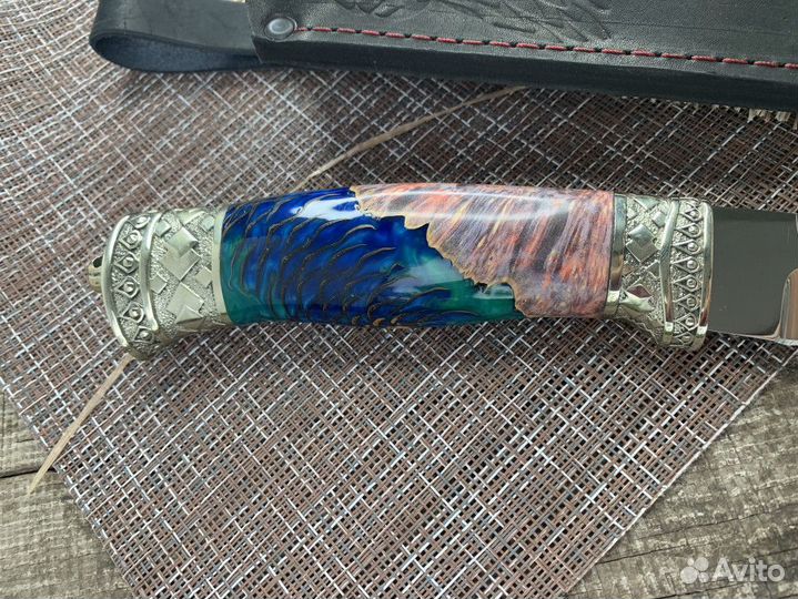 Туристический нож 