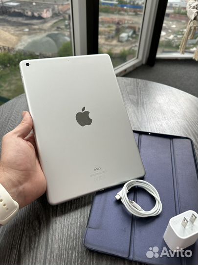 iPad 8 поколения