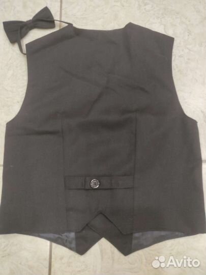 Костюмы новые для мальчиков р-ры 98,104