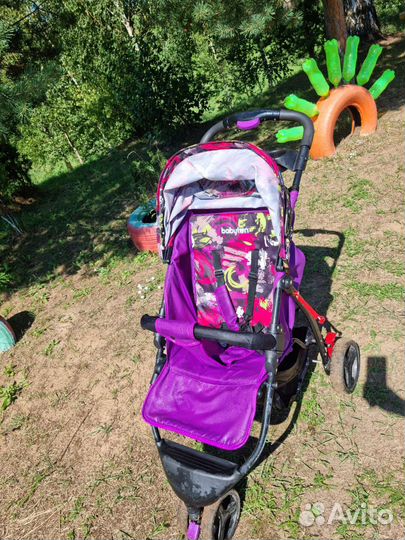 Прогулочная коляска