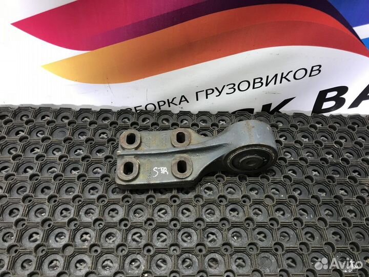 Кронштейн торсиона кабины левый