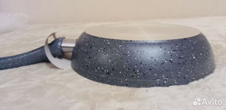 Сковорода 22 см антипригарная Турция