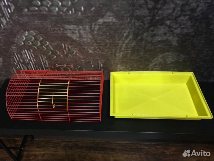 Кормушки для птиц. Поилки. Клетка для грызунов