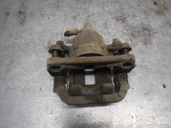 Суппорт задний правый Nissan X-Trail T31 MR20 2008