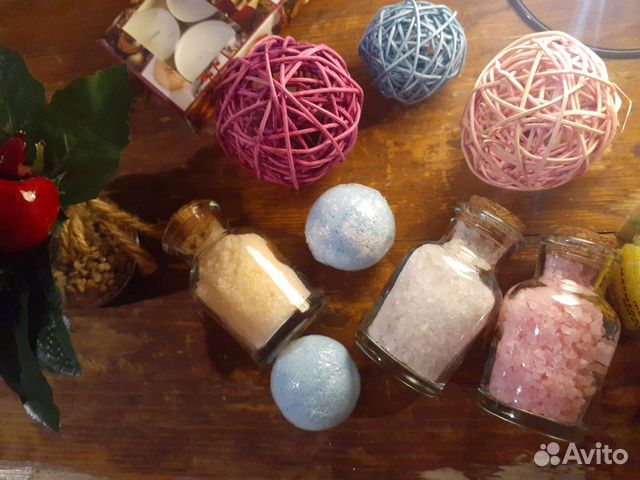 Бомбочки и соли для ванн