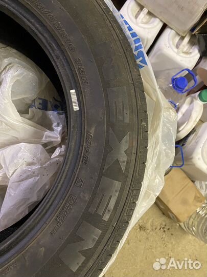 Nexen Classe Premiere 672 205/65 R16 95H