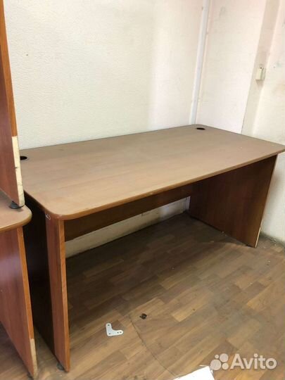 Столы офисные