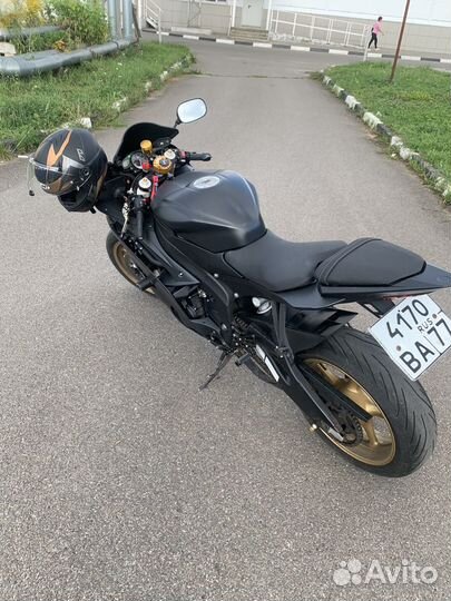 Yamaha R6
