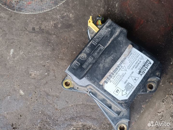 Блок AirBag Citroen C3 61079230