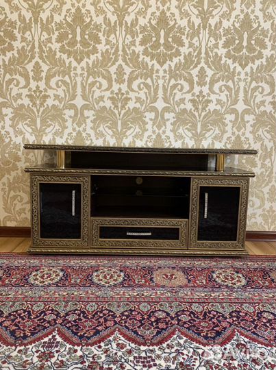 Подставка для телевизора