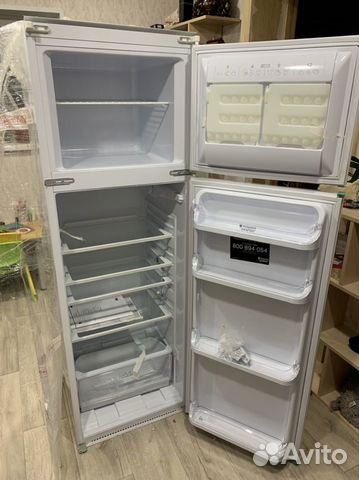 Холодильник новый Ariston объявление продам