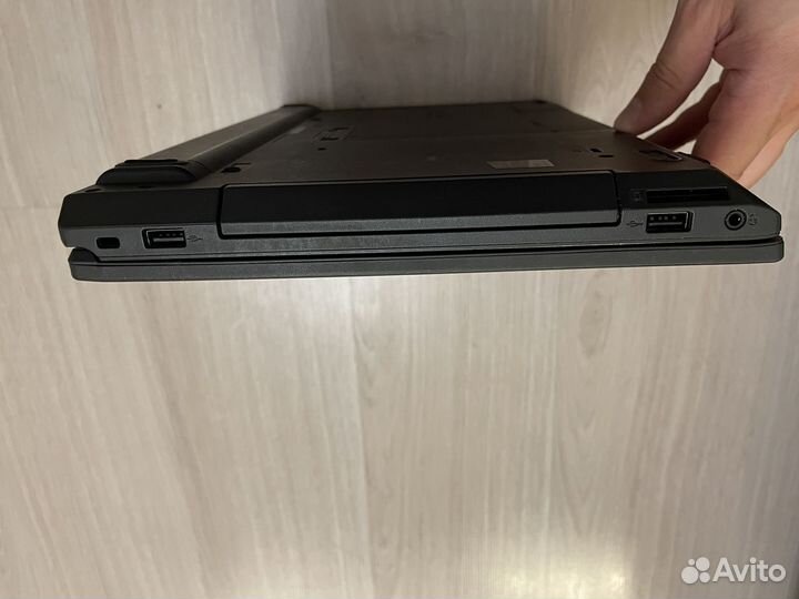 Lenovo thinkpad l440 i3/4gb/320gb hdd