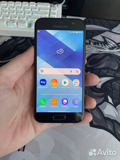 Samsung Galaxy A3 (2017) SM-A320F/DS, 2/16 ГБ