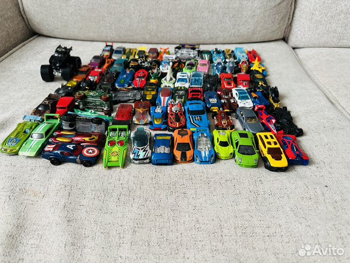 Hot wheels машинки