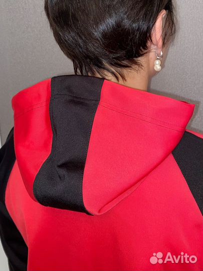 Спортивный костюм женский