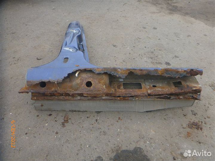 Стойка кузова центральная правая Ford C-Max C214