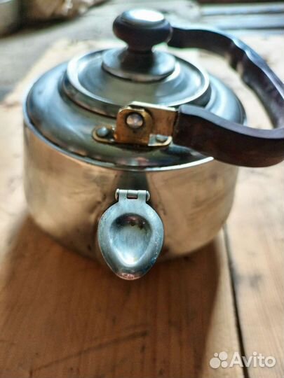 Чайник из нержавеющей стали