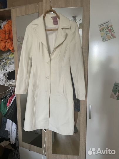 Пальто женское 42 44 белое