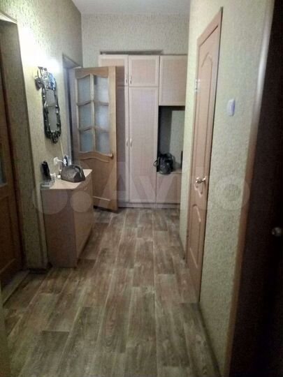 3-к. квартира, 64 м², 1/3 эт.