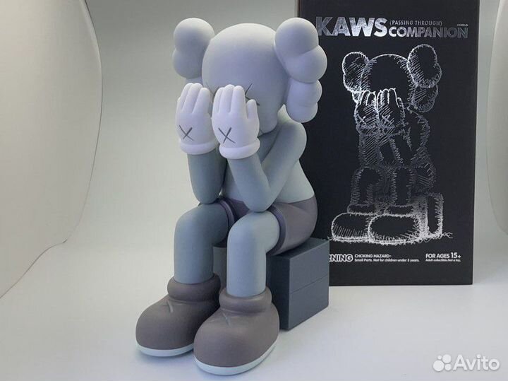 Коллекционные фигурки kaws 28см (сидящий)