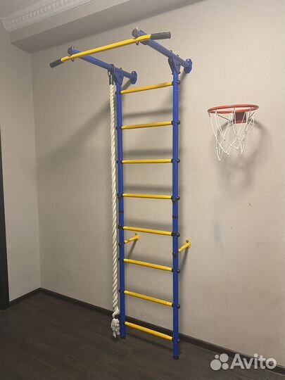 Детская шведская стенка, лесница