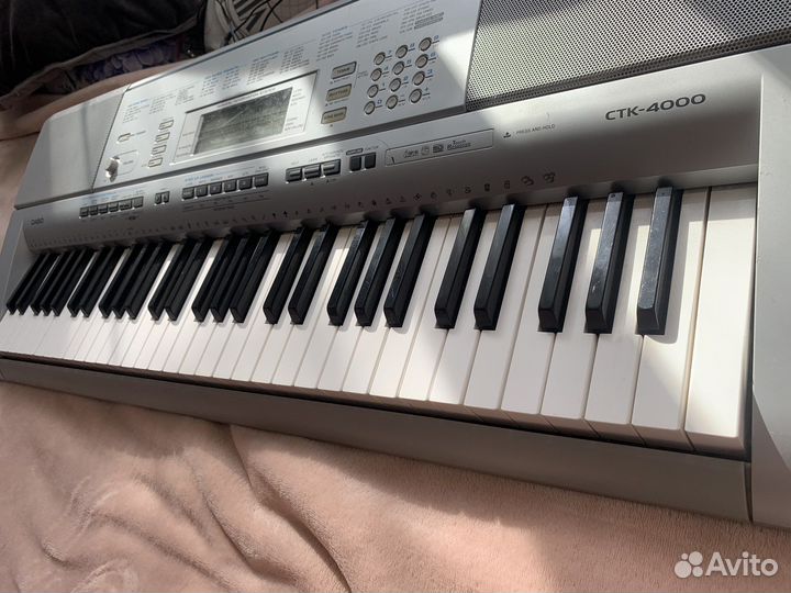 Синтезатор casio